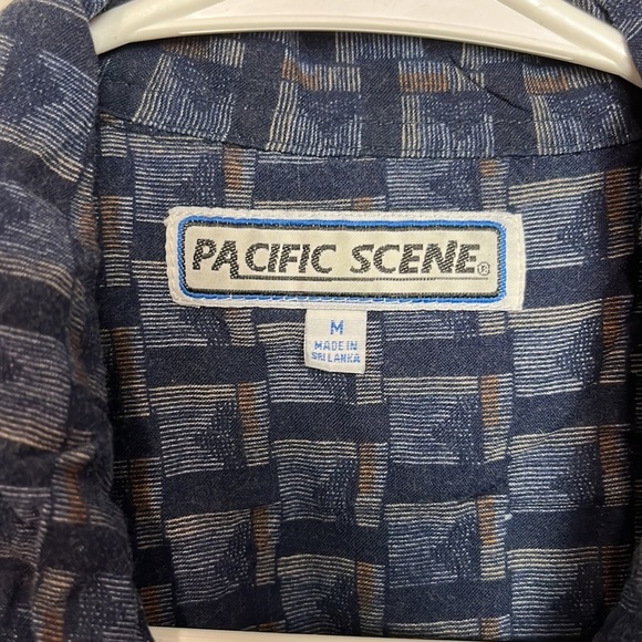 Pacific scene men’s short sleeve button down shirt with pocket. - Picture 3 of 5